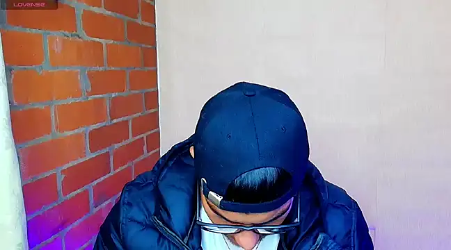 Leandro valenzuela online show from 7, 3, 2025