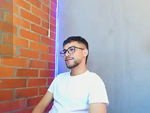 Leandro valenzuela online show from 11, 9, 2025