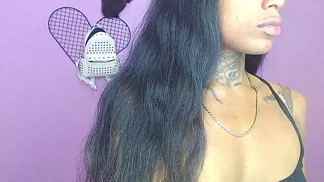 Snapshot of badgirls_cx chatting on 17, 12, 2024 badgirls cx online show from 17, 12, 2024