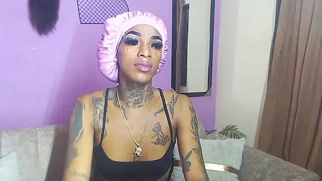Snapshot of badgirls_cx chatting on 30, 9, 2025 badgirls cx online show from 30, 9, 2025