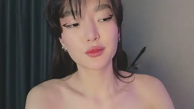 Snapshot of AudreyMell chatting on 27, 2, 2025 AudreyMell online show from 27, 2, 2025