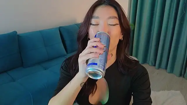 Snapshot of AudreyMell chatting on 16, 10, 2025 AudreyMell online show from 16, 10, 2025