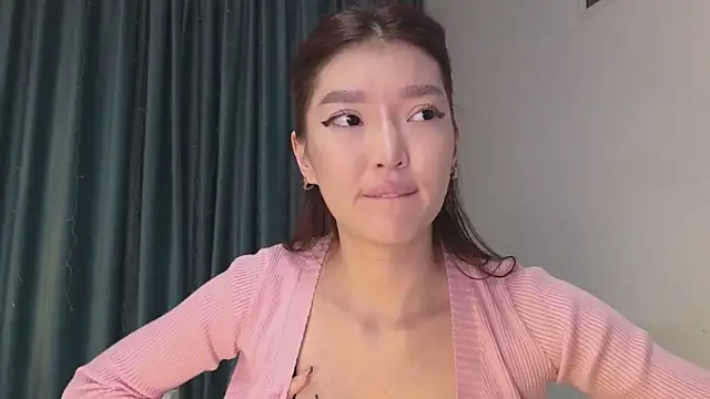 Snapshot of AudreyMell chatting on 1, 12, 2025 AudreyMell online show from 1, 12, 2025