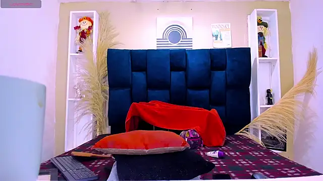 AlissonSpears online show from 18, 4, 2026