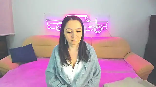 Snapshot of AngellLika chatting on 5, 12, 2024 AngellLika online show from 5, 12, 2024