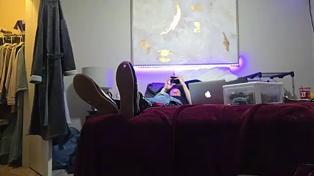 Snapshot of ChillzPnp chatting on 18, 10, 2025 ChillzPnp online show from 18, 10, 2025