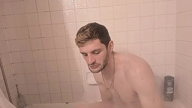 Snapshot of ChillzPnp chatting on 1, 11, 2025 ChillzPnp online show from 1, 11, 2025