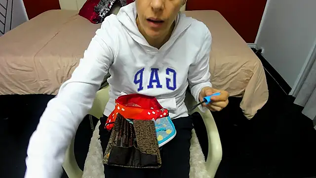 Snapshot of Abrillee1 chatting on 17, 1, 2025 Abrillee1 online show from 17, 1, 2025