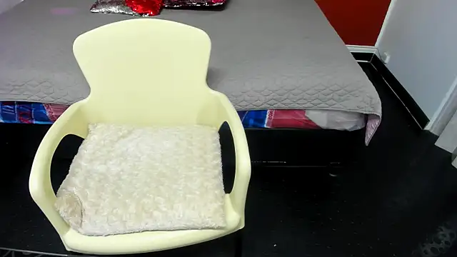 Snapshot of Abrillee1 chatting on 27, 2, 2025 Abrillee1 online show from 27, 2, 2025