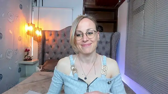 Snapshot of SammySanders chatting on 30, 12, 2024 SammySanders online show from 30, 12, 2024