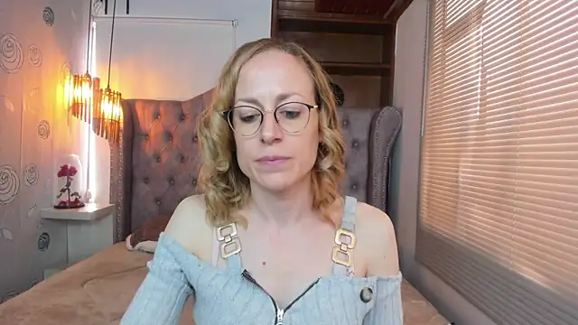 Snapshot of SammySanders chatting on 1, 3, 2025 SammySanders online show from 1, 3, 2025