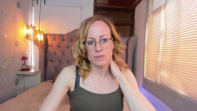 Snapshot of SammySanders chatting on 13, 3, 2025 SammySanders online show from 13, 3, 2025