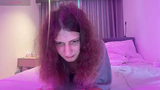 Snapshot of Alice_Pinkhead chatting on 21, 5, 2026 Alice Pinkhead online show from 21, 5, 2026