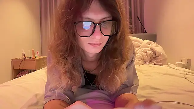Snapshot of Alice_Pinkhead chatting on 29, 6, 2026 Alice Pinkhead online show from 29, 6, 2026