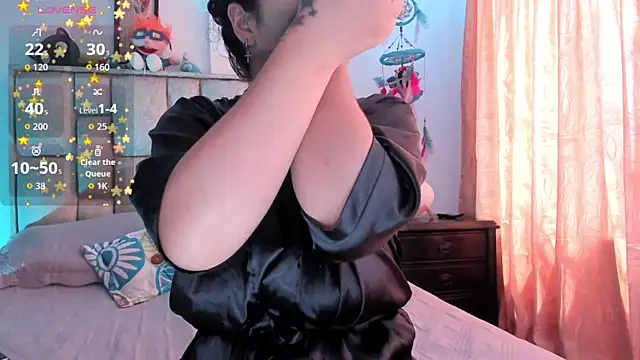 brianaGuzman online show from 10, 11, 2025