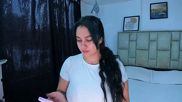 Snapshot of brianaGuzman chatting on 30, 5, 2026 brianaGuzman online show from 30, 5, 2026
