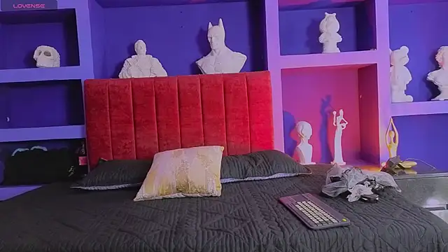 amy fox2 online show from 18, 4, 2026