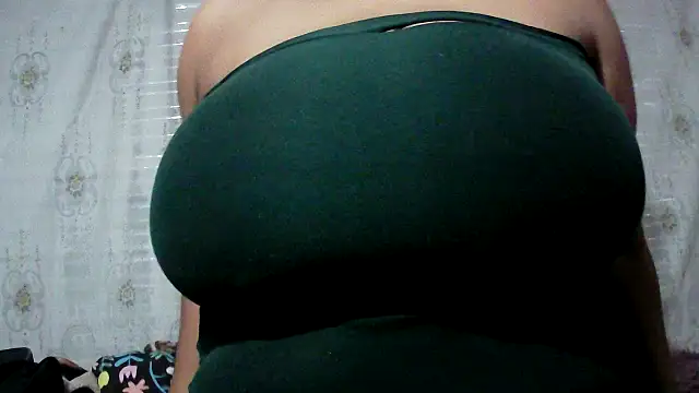 tripplexhoney101 online show from 10, 11, 2025