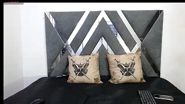 Lunawillis online show from 25, 1, 2025