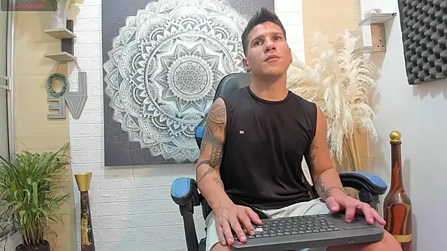 nakedfoam1 online show from 19, 1, 2026