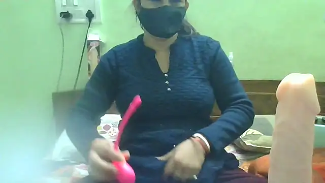 couplesuni online show from 16, 1, 2025