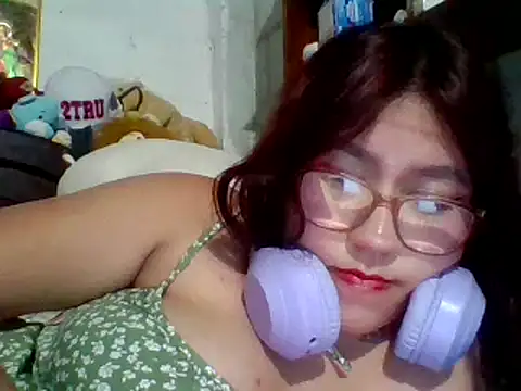 Snapshot of dafne19_ chatting on 12, 1, 2025 dafne19 online show from 12, 1, 2025