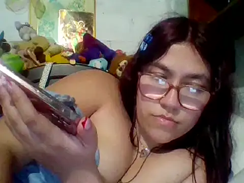 Snapshot of dafne19_ chatting on 13, 2, 2025 dafne19 online show from 13, 2, 2025
