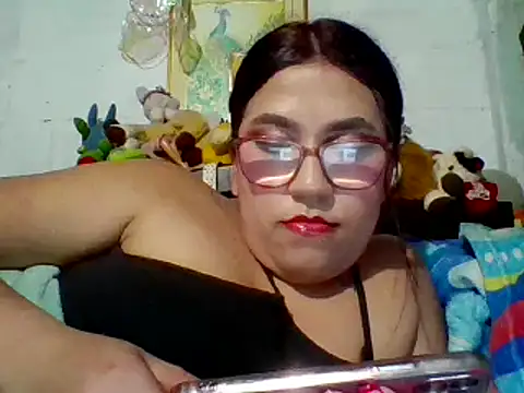 Snapshot of dafne19_ chatting on 18, 2, 2025 dafne19 online show from 18, 2, 2025