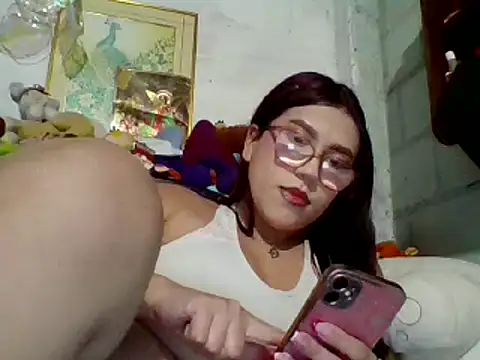 Snapshot of dafne19_ chatting on 19, 2, 2025 dafne19 online show from 19, 2, 2025