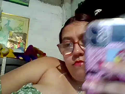 Snapshot of dafne19_ chatting on 21, 2, 2025 dafne19 online show from 21, 2, 2025