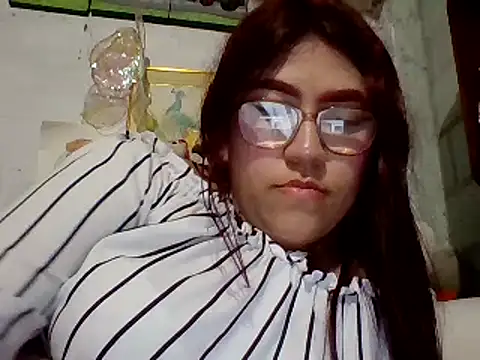 Snapshot of dafne19_ chatting on 13, 3, 2025 dafne19 online show from 13, 3, 2025