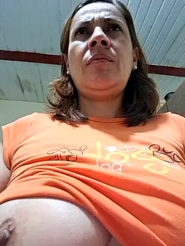 Snapshot of Zaralu_ chatting on 22, 4, 2026 Zaralu online show from 22, 4, 2026