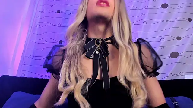 Snapshot of LukaCastillo chatting on 15, 1, 2025 LukaCastillo online show from 15, 1, 2025