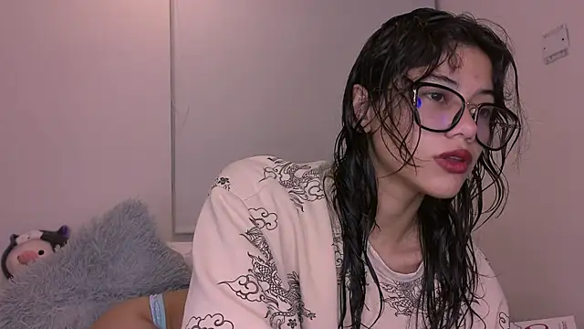 Snapshot of Lovely-allys chatting on 22, 9, 2025 Lovely-allys online show from 22, 9, 2025