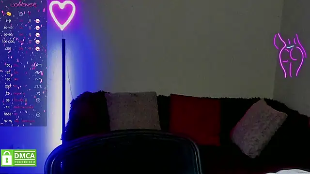 Snapshot of Alika_lorens_talk chatting on 5, 2, 2025 Alika lorens talk online show from 5, 2, 2025