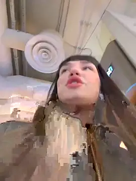 Sophie Avory online show from 6, 2, 2025