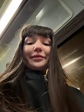 Sophie Avory online show from 20, 2, 2025