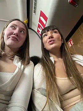 Snapshot of Sophie_Avory chatting on 1, 2, 2026 Sophie Avory online show from 1, 2, 2026