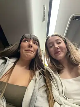 Snapshot of Sophie_Avory chatting on 4, 2, 2026 Sophie Avory online show from 4, 2, 2026