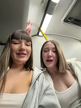 Snapshot of Sophie_Avory chatting on 27, 5, 2026 Sophie Avory online show from 27, 5, 2026