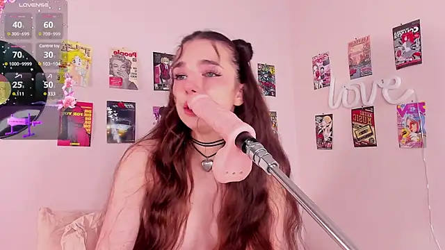 LosAlicee online show from 20, 12, 2024