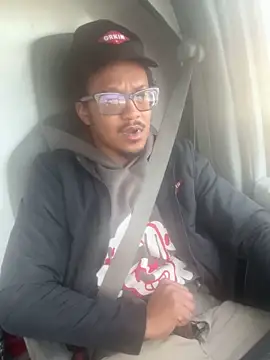 Snapshot of demonpt3 chatting on 18, 12, 2025 demonpt3 online show from 18, 12, 2025