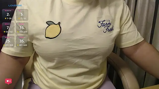 Snapshot of Alexandra007 chatting on 30, 11, 2025 Alexandra007 online show from 30, 11, 2025