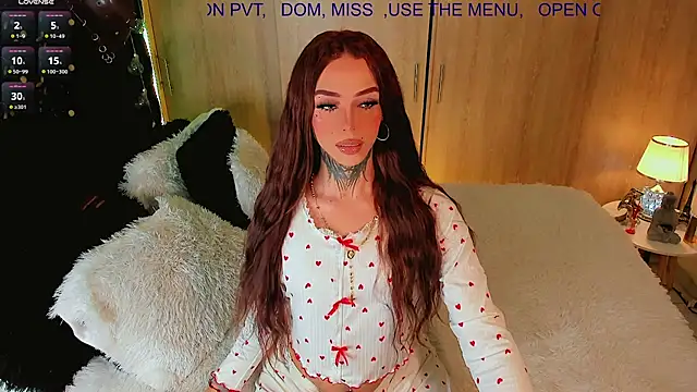 Snapshot of CALLME_GODDESS_ chatting on 17, 6, 2026 CALLME GODDESS online show from 17, 6, 2026