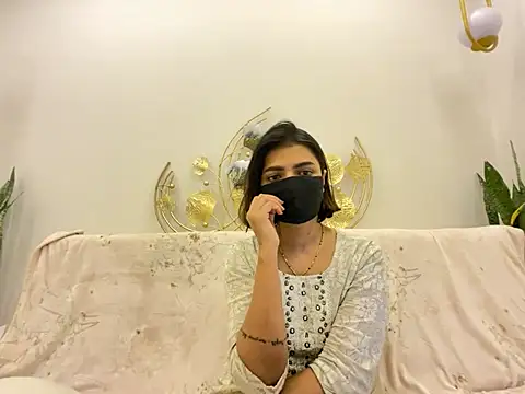 MaYaa  11 online show from 28, 2, 2025