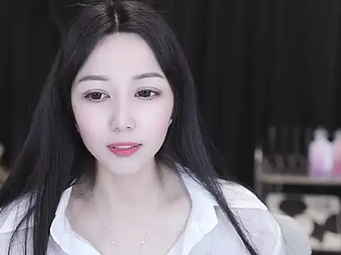 Nuyoah-77 online show from 5, 4, 2026