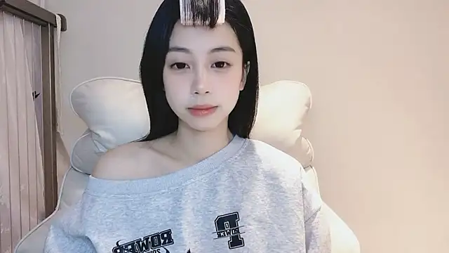 -Hottie online show from 4, 1, 2025