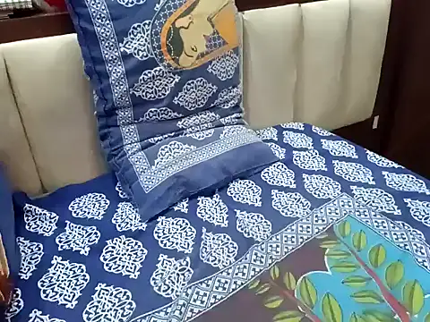 Snapshot of GoldnessAishu chatting on 18, 1, 2025 GoldnessAishu online show from 18, 1, 2025