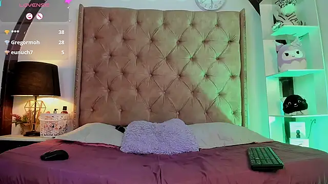 LadyAvalon online show from 14, 3, 2025