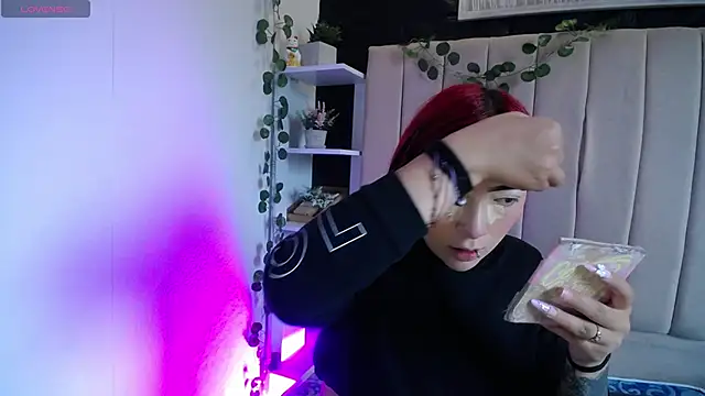 Mia Rinn online show from 24, 1, 2025